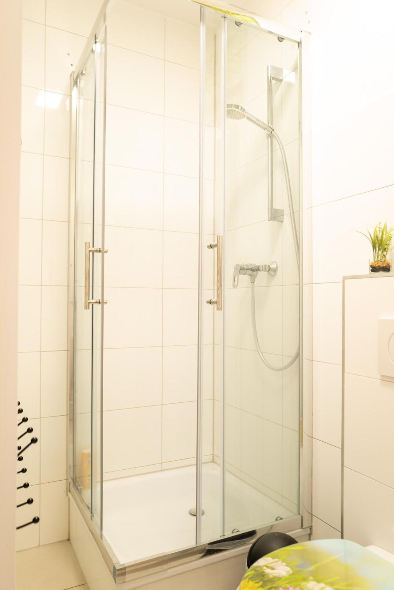 #222 Modernes City Apartment Im Herzen Von Нойс Екстериор снимка